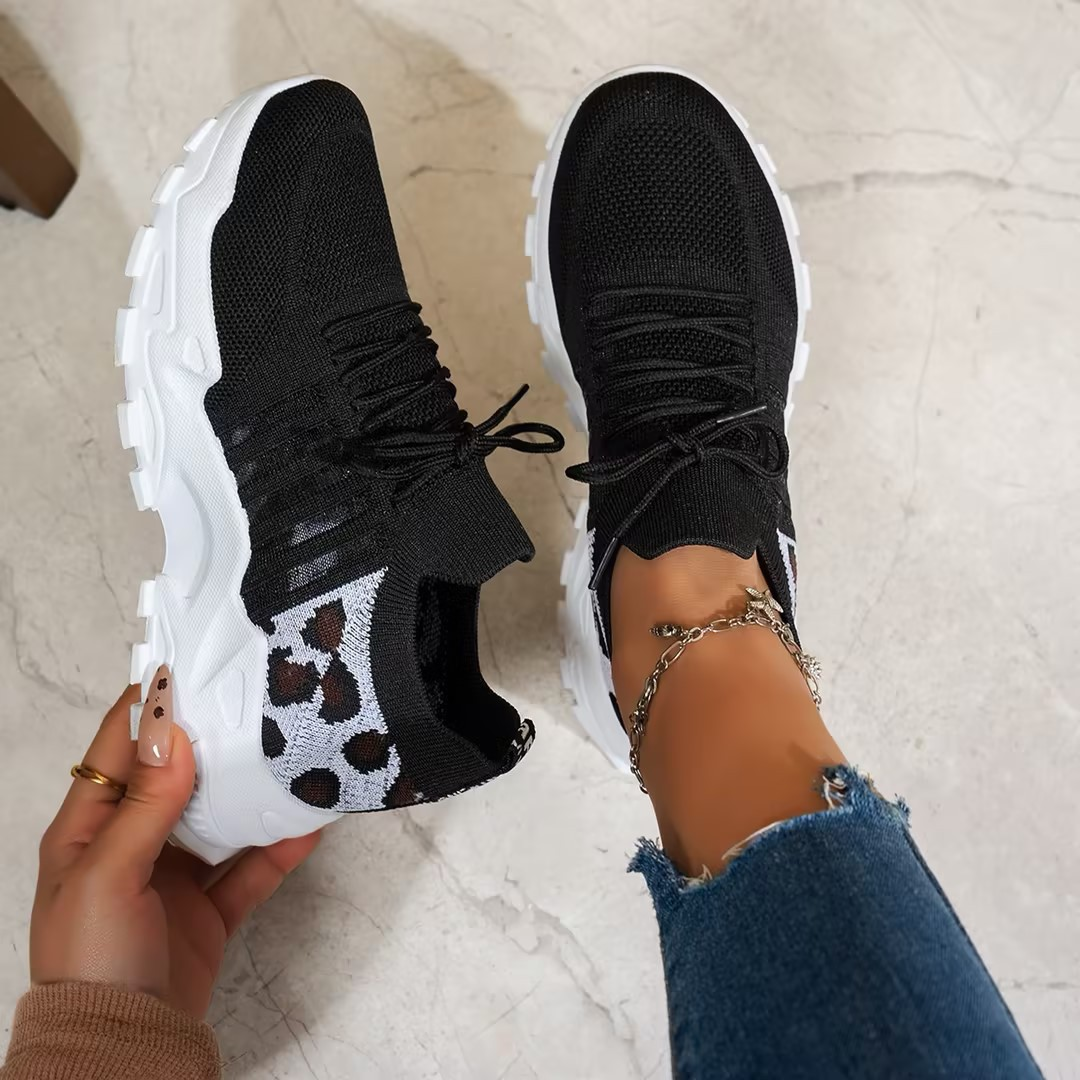 Milo | Sneakers Wide Toe Box Arch Support 9
