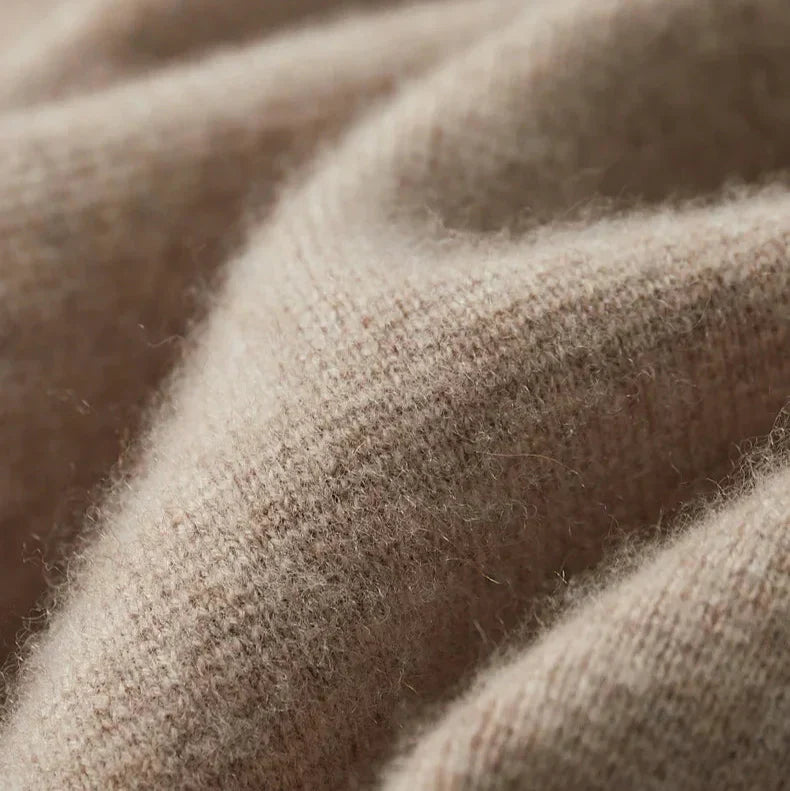 Lydia cashmere cardigan, pocket detail