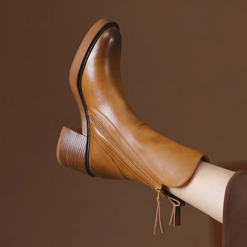 Women's leather ankle boots in brown