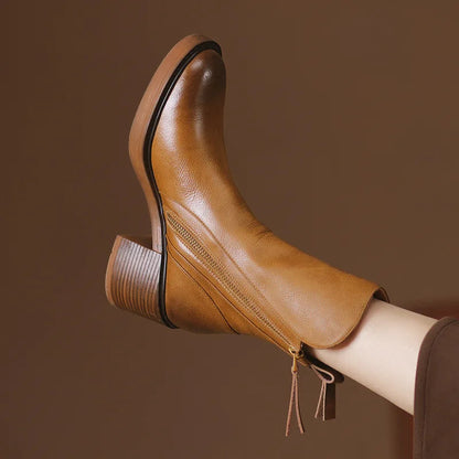 Women's leather ankle boots in brown