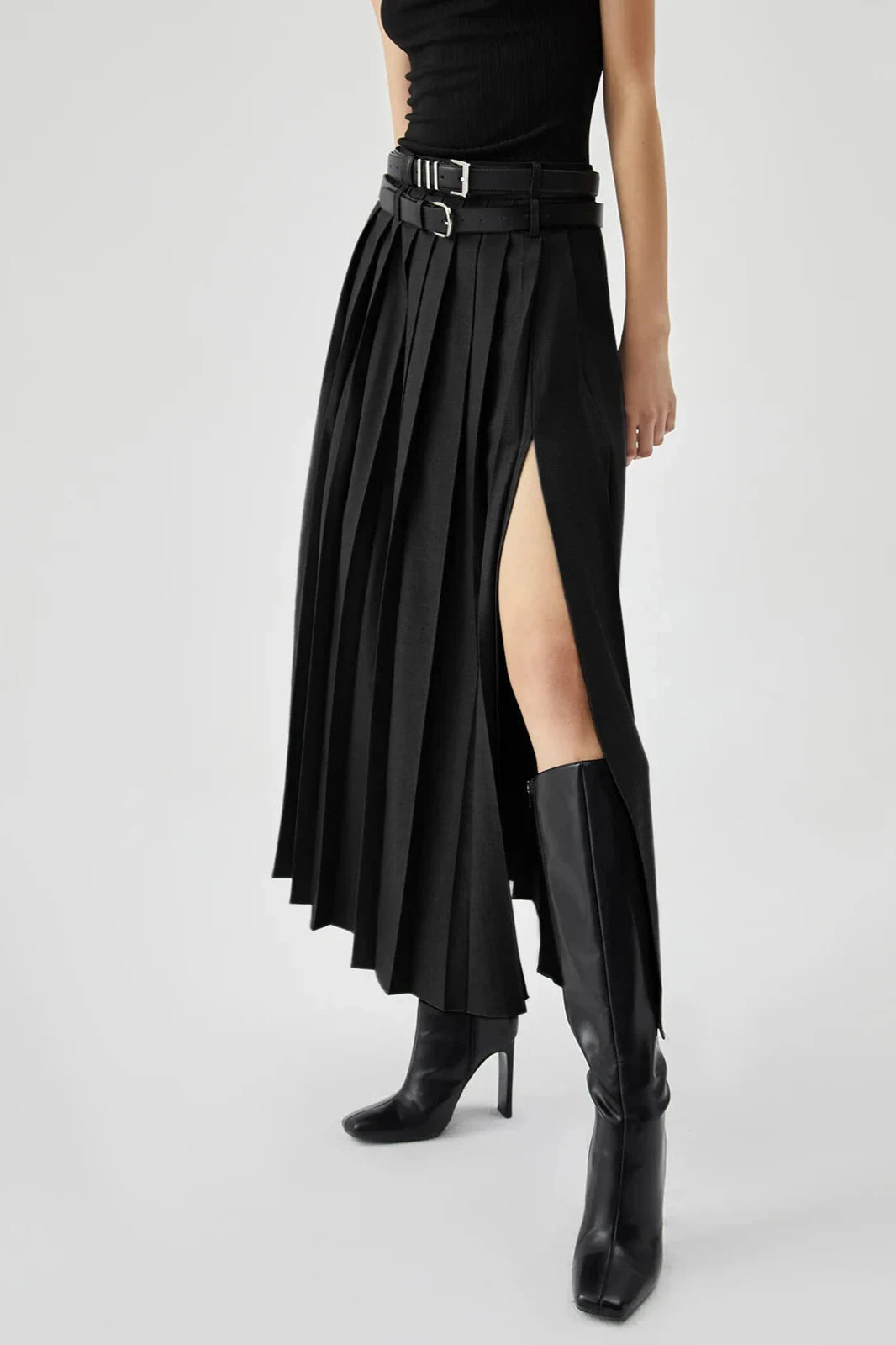 Clara | Pleated Maxi Skirt Stylish Split Design 4