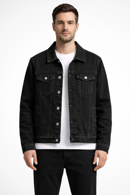 Men's classic fit button-up denim jacket in black