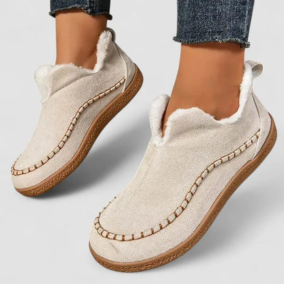 Women's side-zip ankle boots with wide toe box