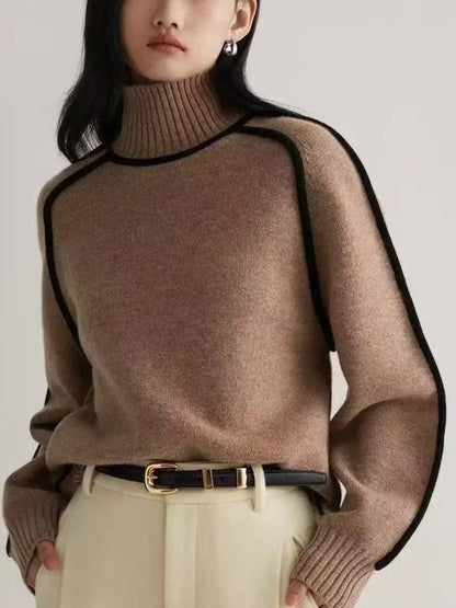 Women's turtleneck sweater with contrast piping