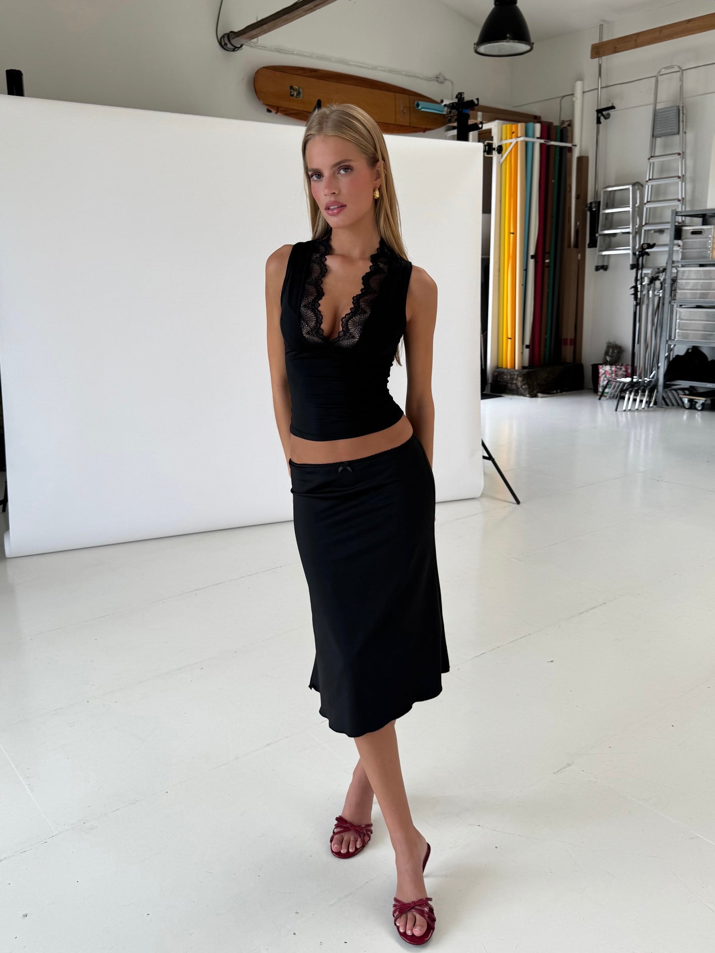 Effortless Lace Top With Stretchy Fit 1