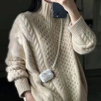 Leah | Women's Thick Cable Knit Cashmere Cardigan with Zip Front