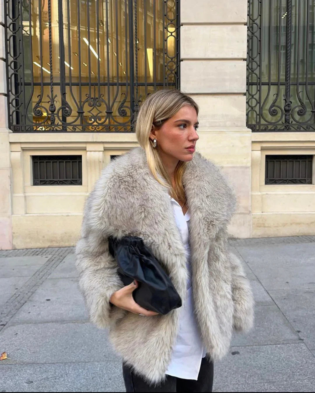 Beige Oversized Wide-Lapel Faux Fur Coat with Hook-and-Eye Front