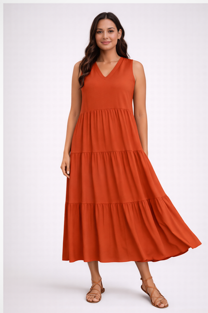 Women's green sleeveless tiered v-neck maxi summer dress