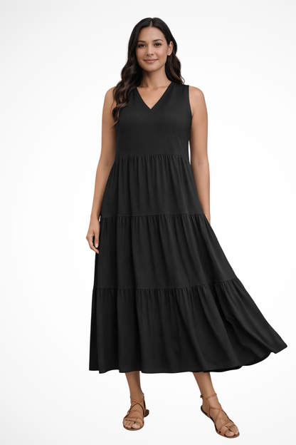 Women's green sleeveless tiered v-neck maxi summer dress
