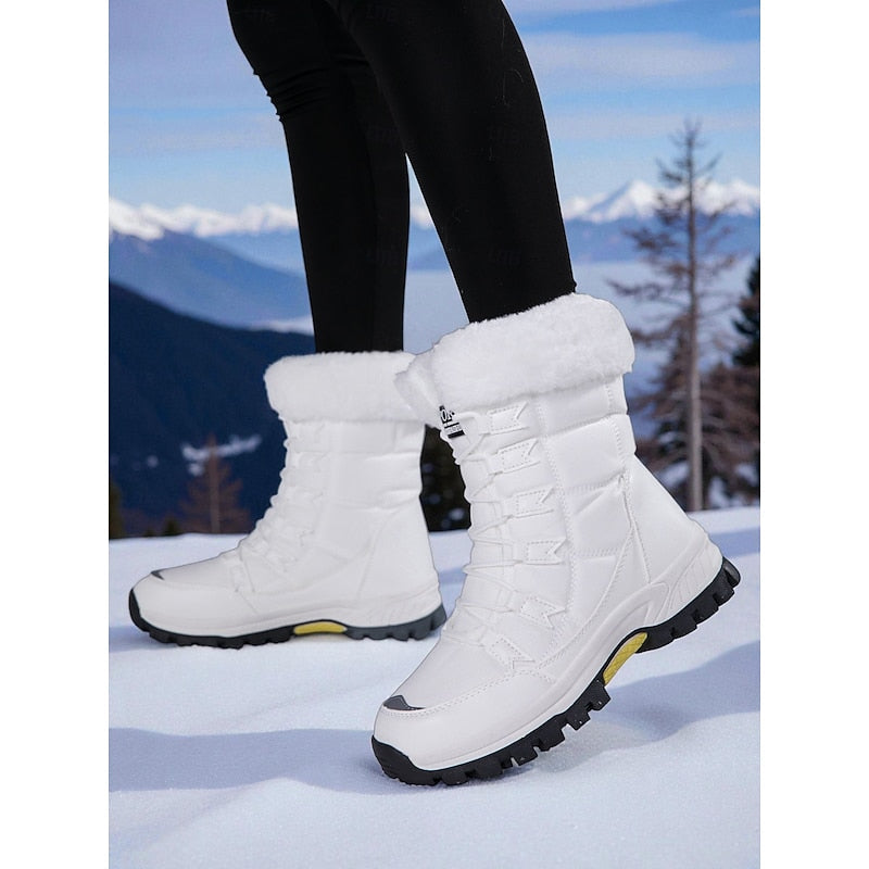 Cozy Lace-Up Winter Boots with Grip Sole