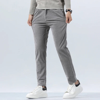 Men's corduroy pants with straight fit