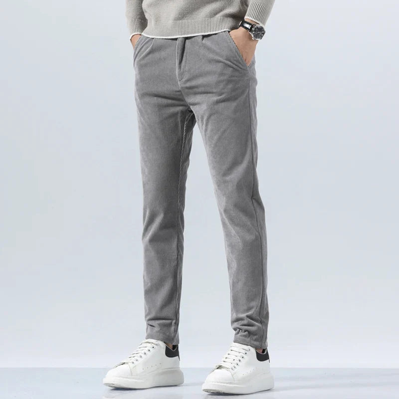 Men's corduroy pants with straight fit