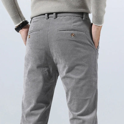 Men's corduroy pants with straight fit