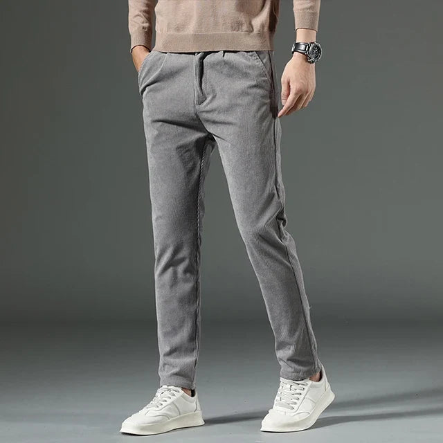 Men's corduroy pants with straight fit