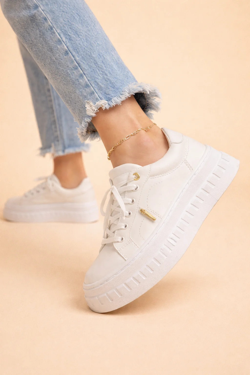 Women's white chunky platform sneakers in PU leather