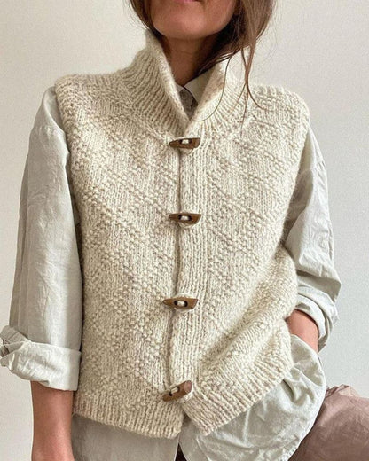 Women's beige chunky knit sleeveless cardigan