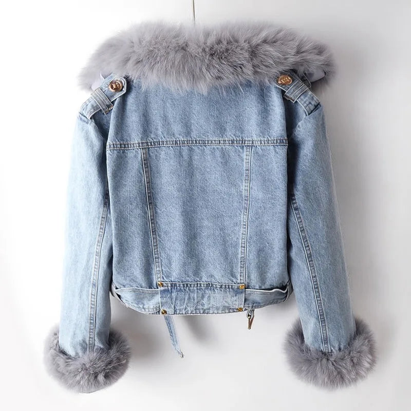 Women's cropped denim jacket with removable lining