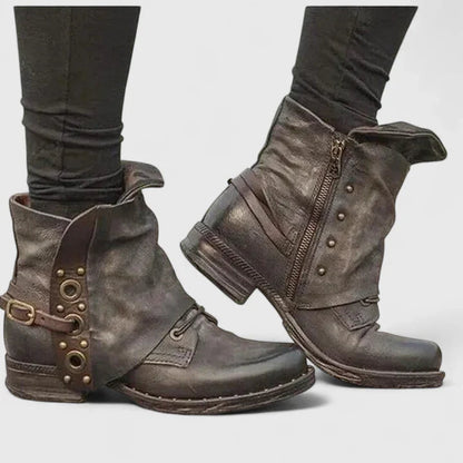 Women's cushioned comfort boots in brown
