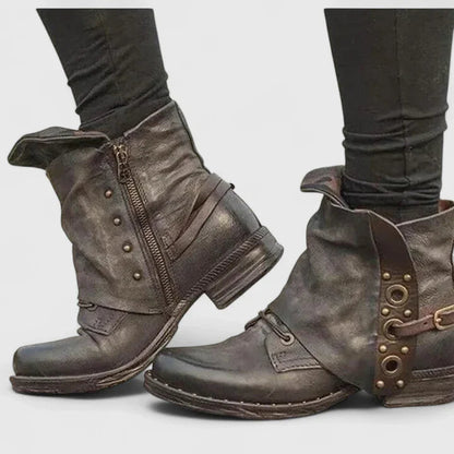 Women's cushioned comfort boots in brown
