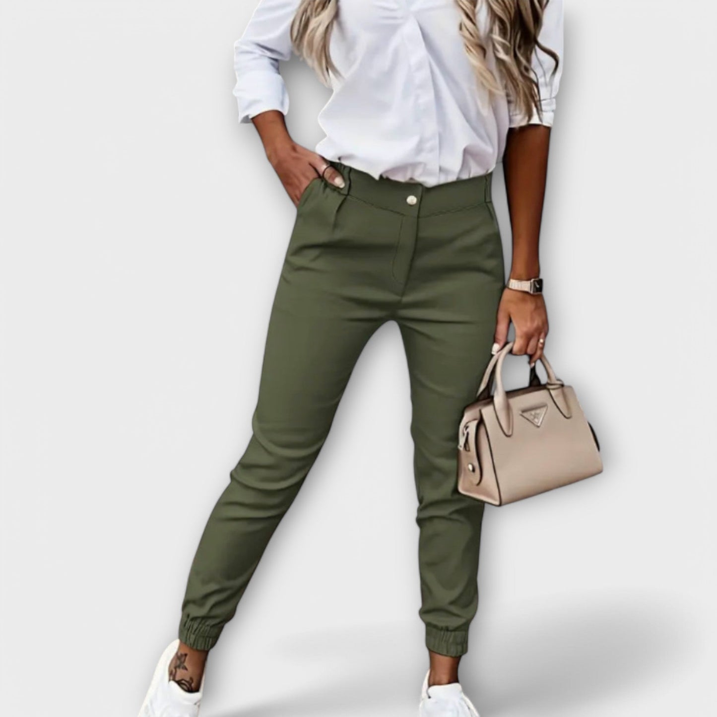 Women's stretch pants in army green