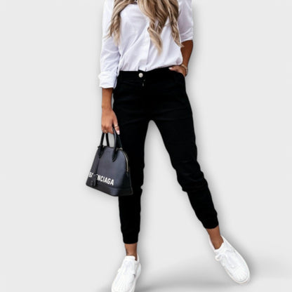 Women's stretch pants in black