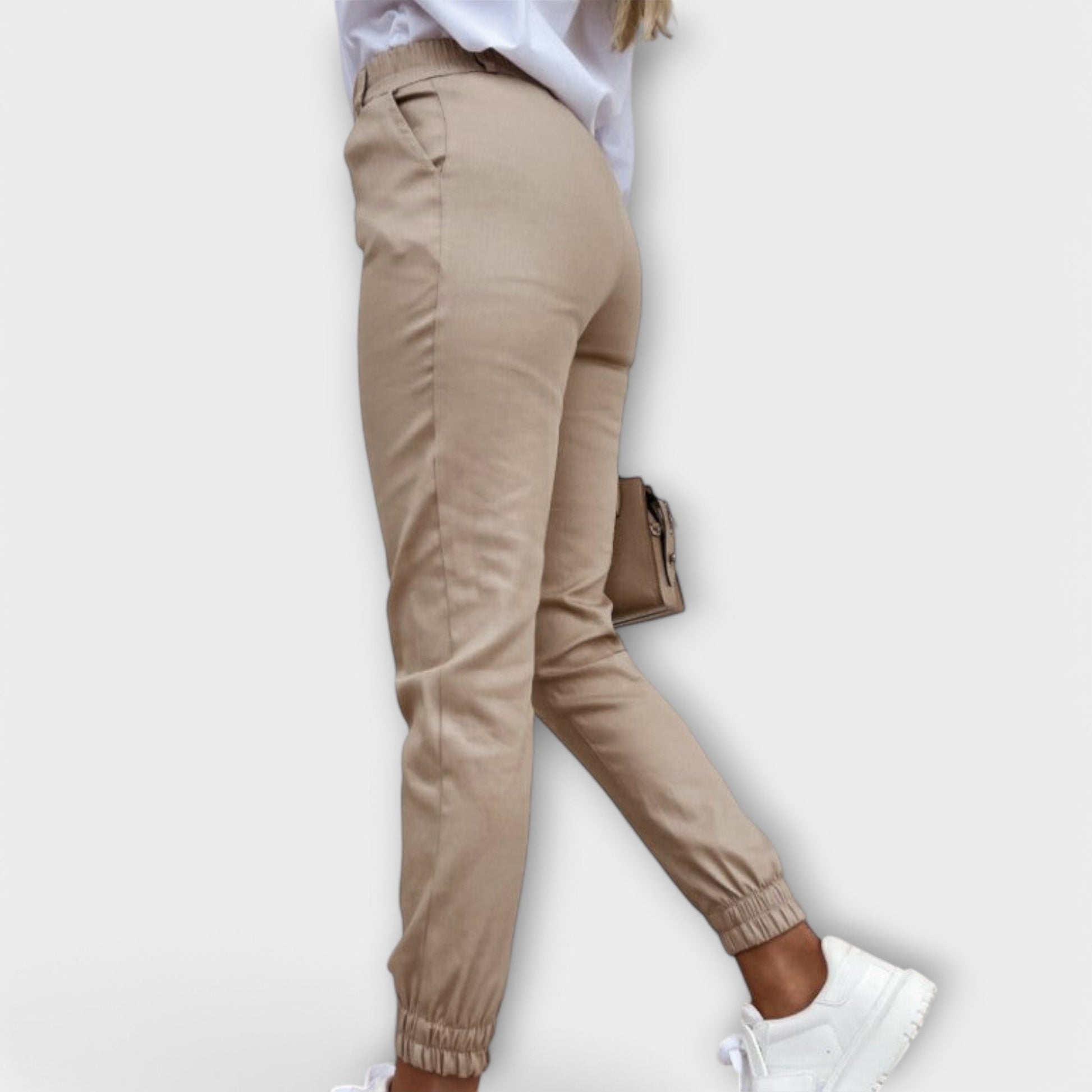 Women's stretch pants in black