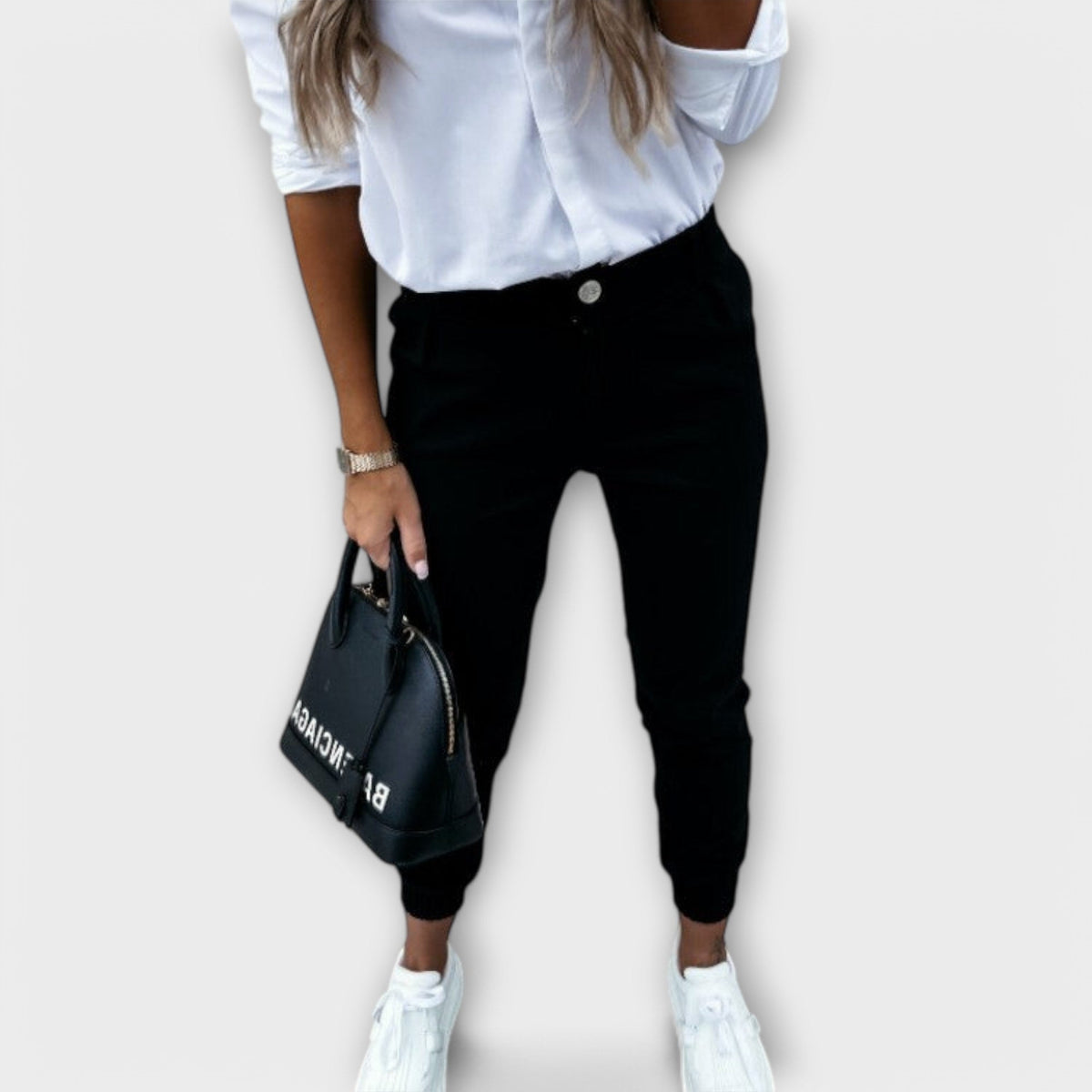 Women's stretch pants in black