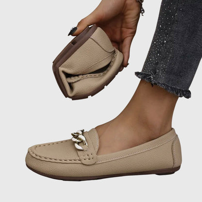 Mia | Loafers For Women Chic Gold Chain Detail 4