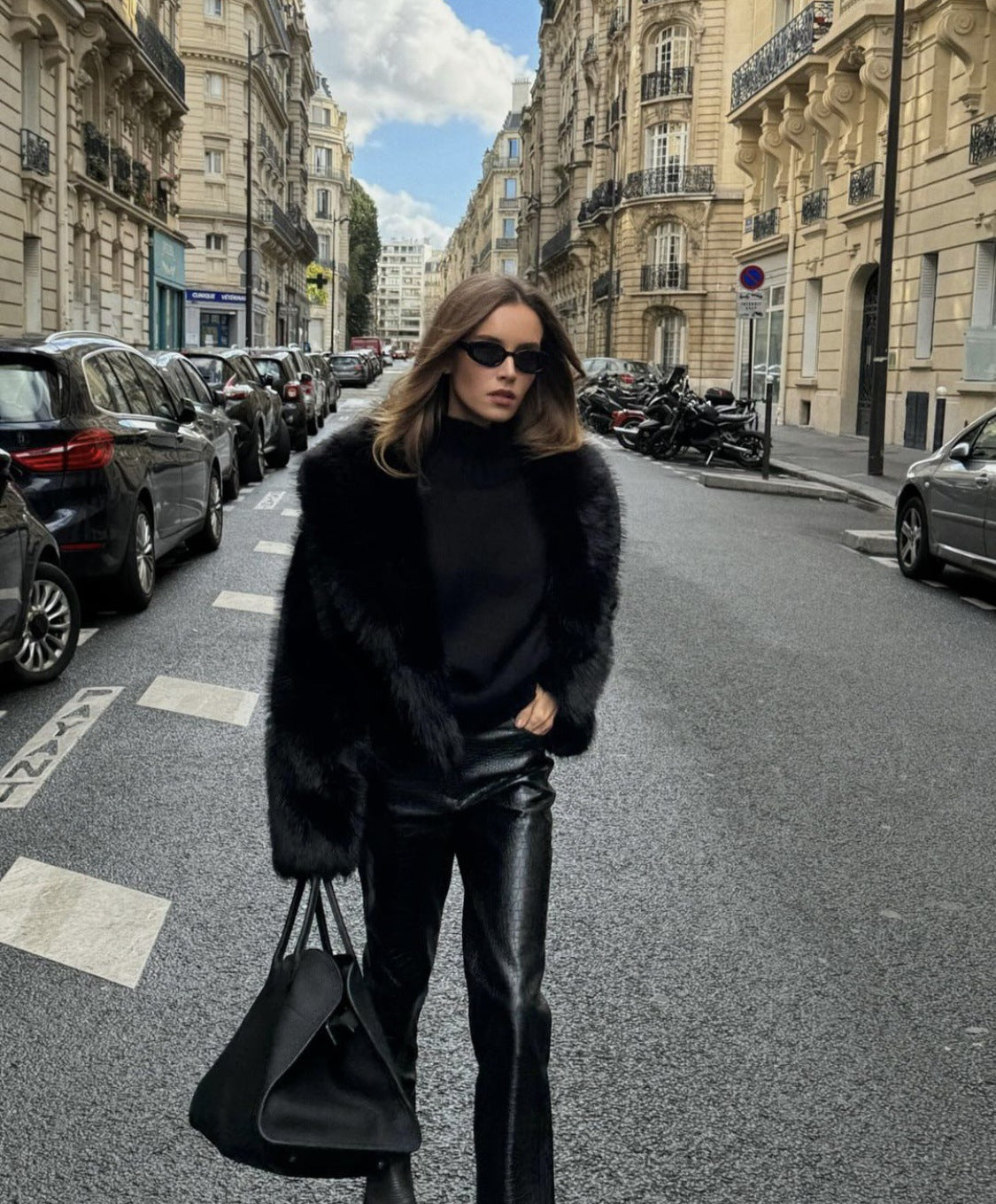 Wide-Lapel Midi Faux Fur Coat with Hook-and-Eye Front – view 3