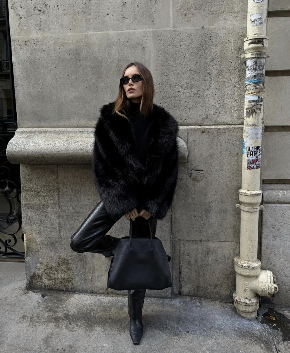 Wide-Lapel Midi Faux Fur Coat with Hook-and-Eye Front – view 5