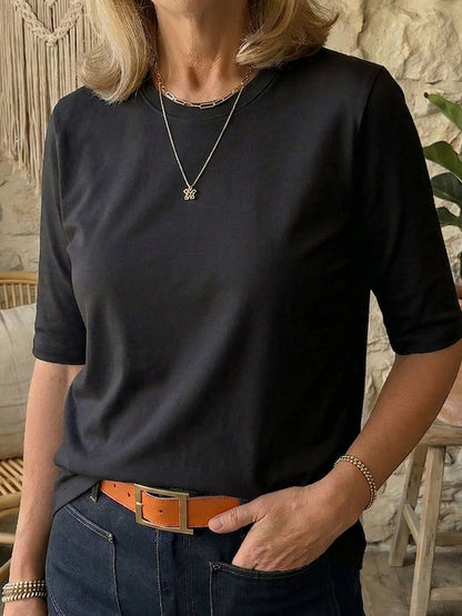 Half-sleeve cotton t-shirt in black