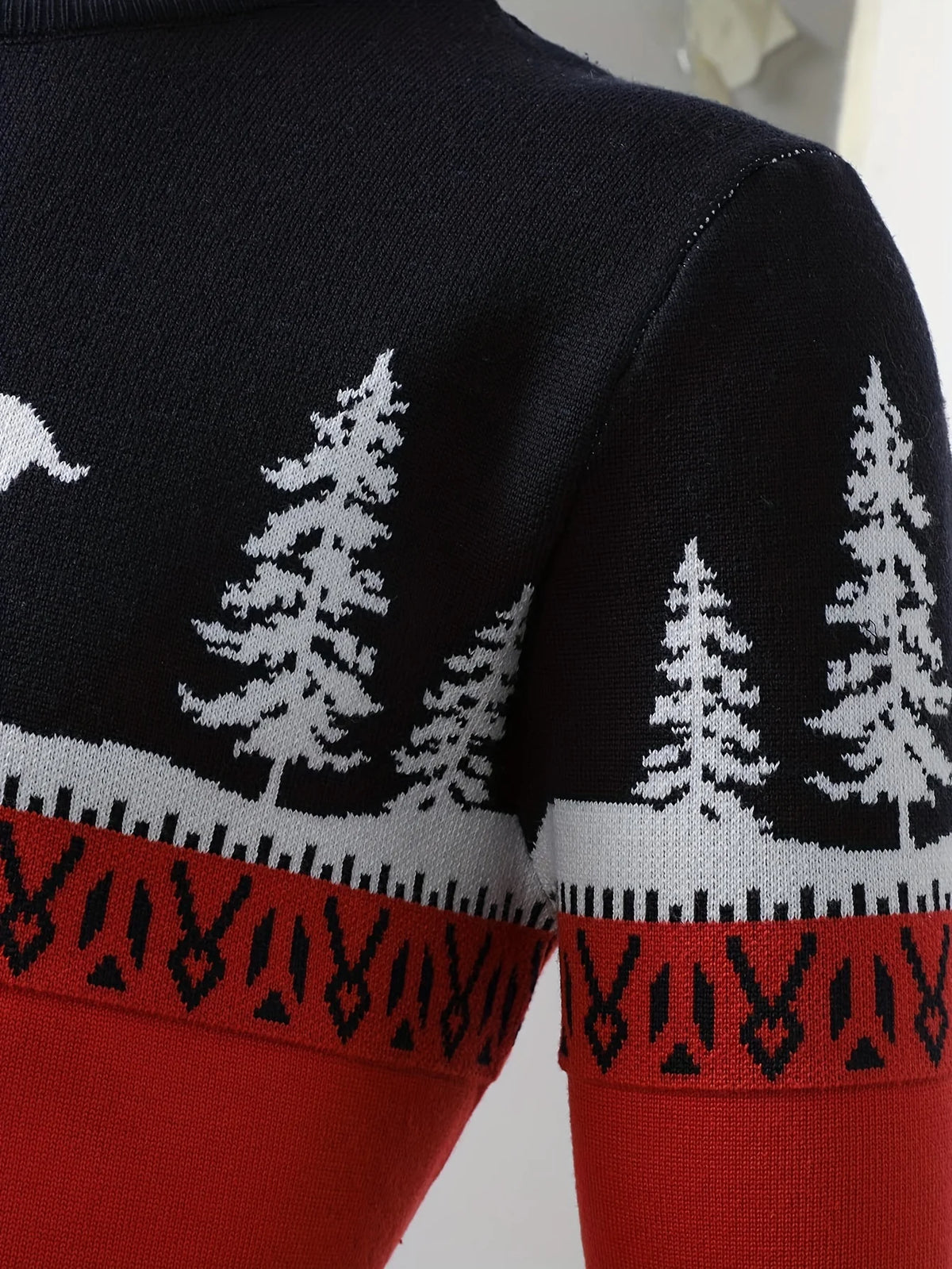 Men's Christmas Sweater, Festive Holiday Knit Pullover
