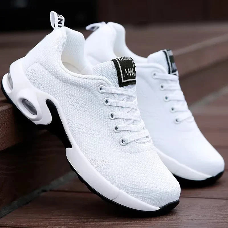Women's white breathable mesh athletic shoes