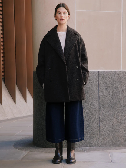 Black Double-Breasted Notch-Lapel Tailored Overcoat with Set-In Pockets