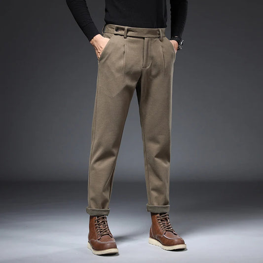 Men's khaki casual pants with spacious pockets