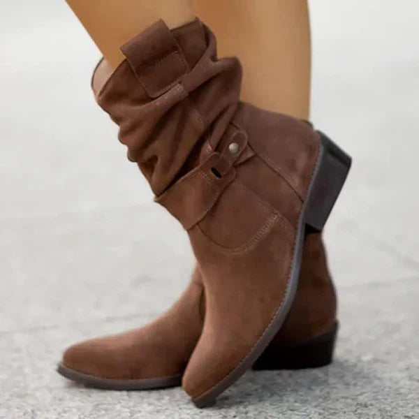 Women's lace-up cushioned comfort boots in dark brown