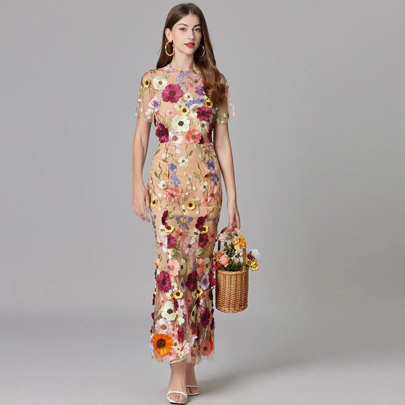 Women's yellow floral applique sleeveless maxi dress
