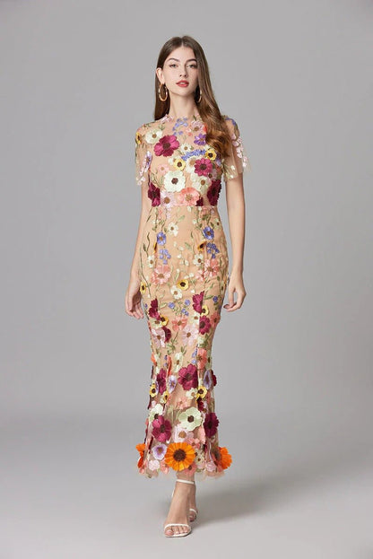 Women's beige floral applique sleeveless maxi dress