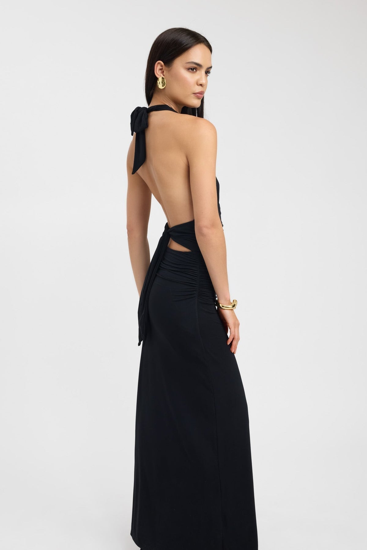 Halter Figure-Hugging Maxi Dress with Open Back – view 3