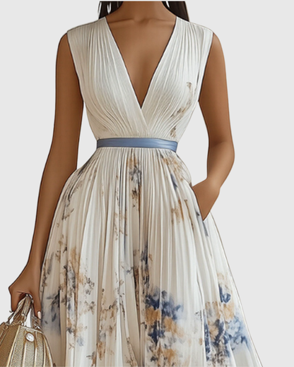 Sophia | Maxi Dress Long Sleeve Floral Pleated 1