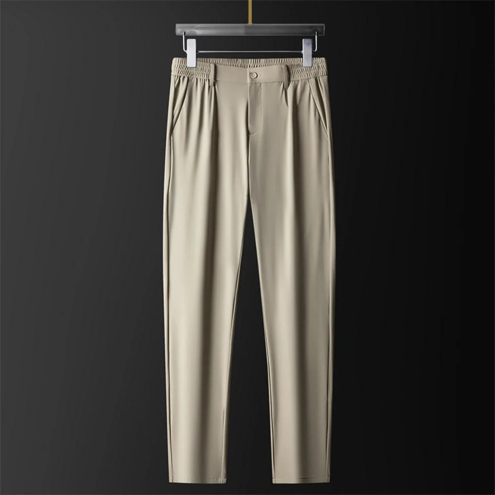 Men's khaki stretch pants in cotton silk blend