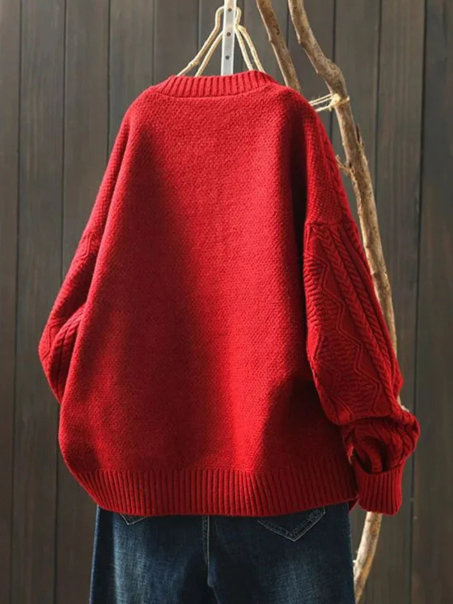 Women's oversized cable knit cardigan