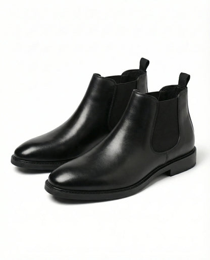 Men's black leather Chelsea boots, detail view