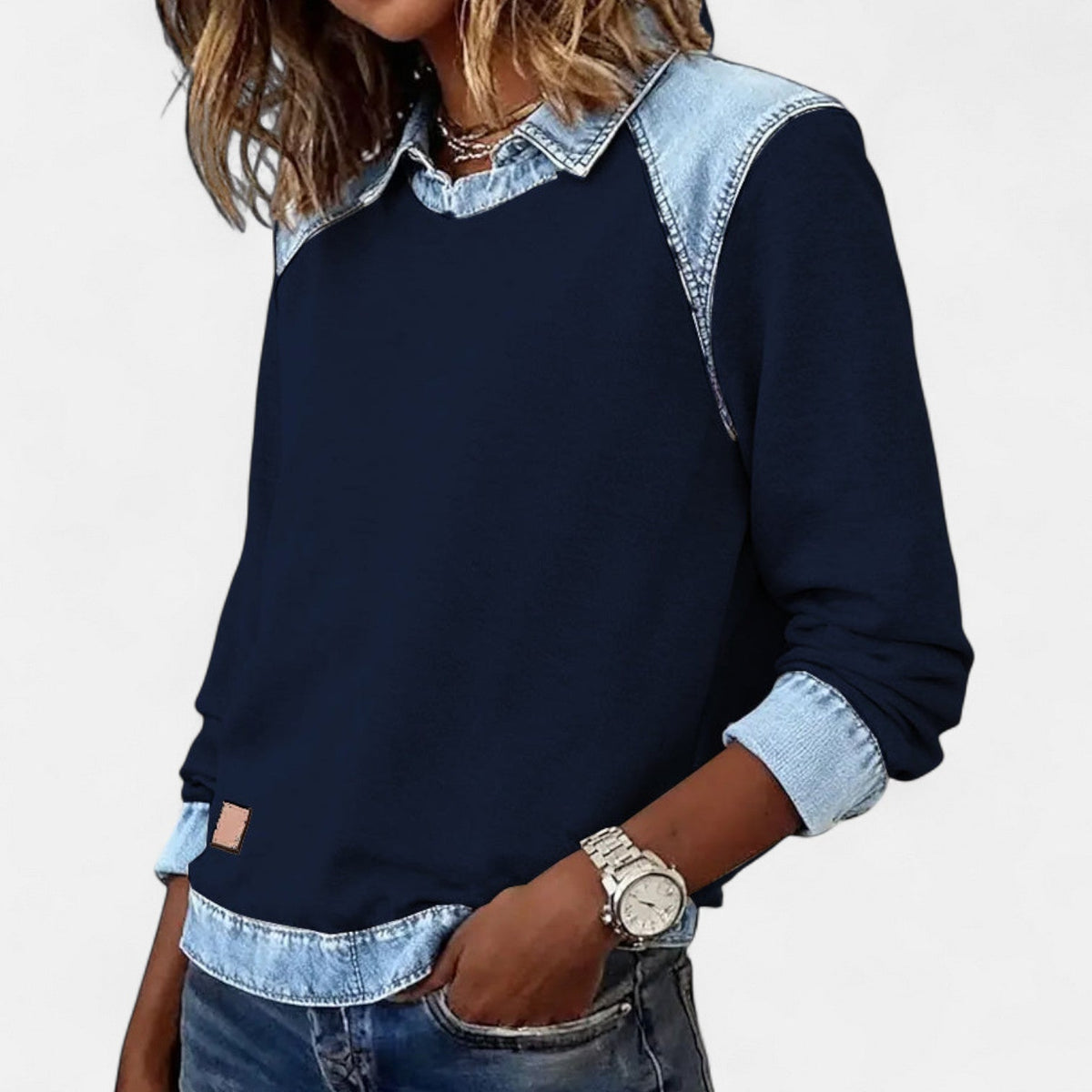 Women's long sleeve sweater in black