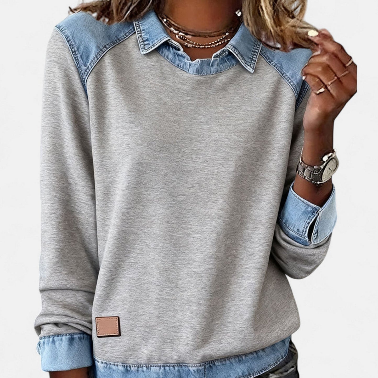 Women's long sleeve sweater in gray