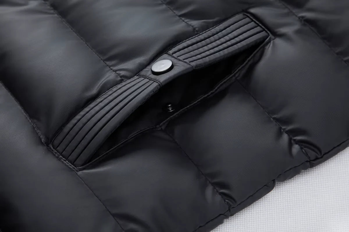 Barrett down jacket, side panel detail