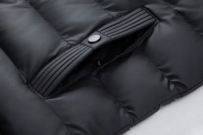 Barrett down jacket, side panel detail