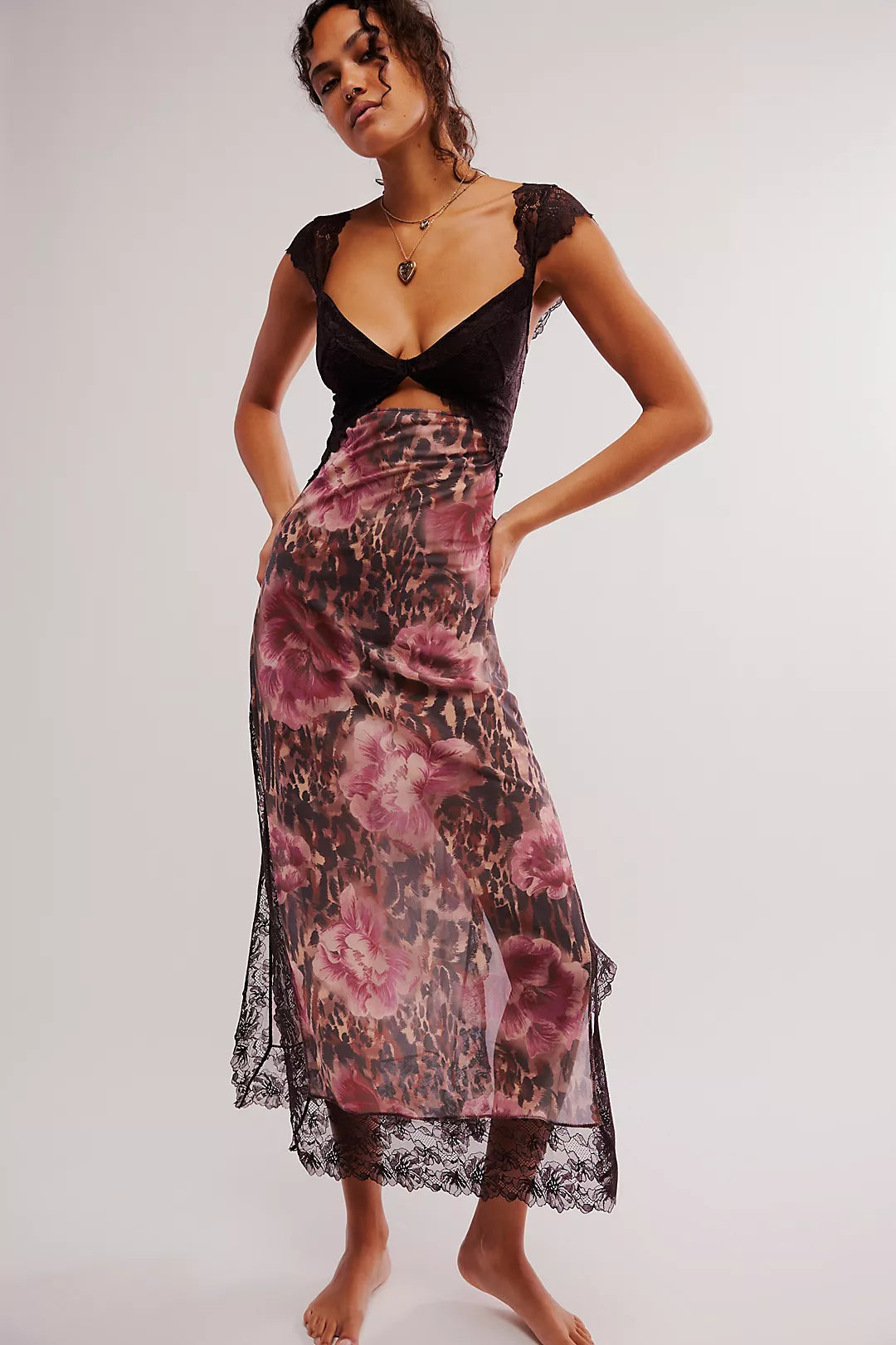 Vera | Floral Dress Sheath Lace Side Slit Elegant 9