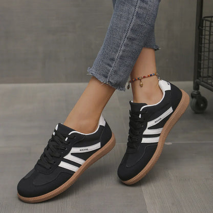 Women's black wide toe box lace-up shoes