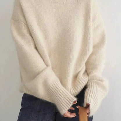Women's cashmere turtleneck sweater with ribbed cuffs